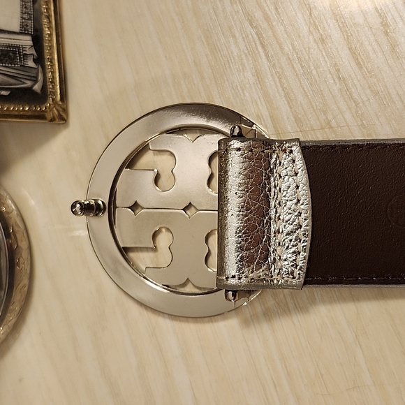 Tory Burch Miller Reva Belt in Silver - Picture 10 of 13